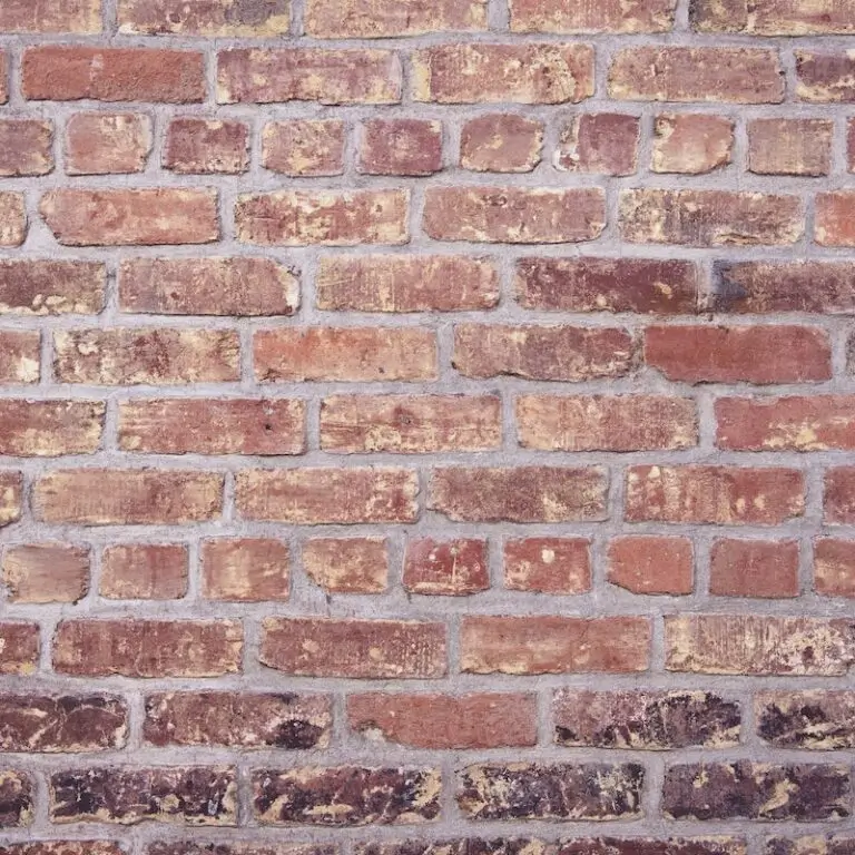 Top Edge Design Bricks in Pakistan